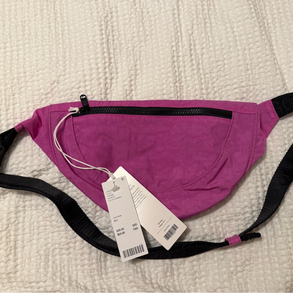 NWT Baggu Crescent Fanny Pack in Extra Pink